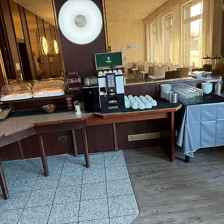 Otel Erlenstegen 3*